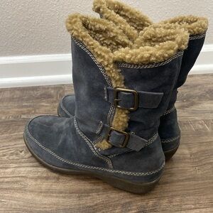 EUC Easy Spirit Westwind Mid Calf Fur Lined Suede boots size 6